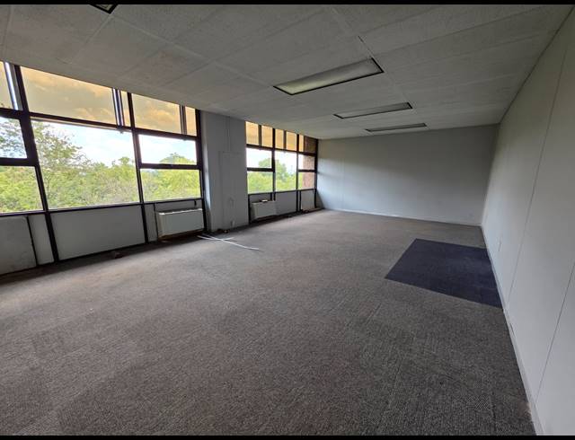 529M² OFFICE TO LET IN ORMONDE